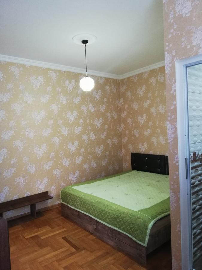 Guest House Quiet Home 巴统 外观 照片